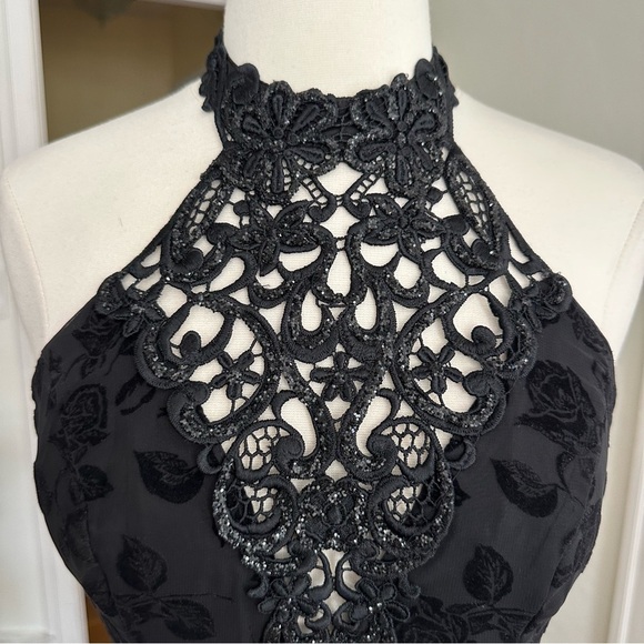 ZUM ZUM Vintage 80s Black Halter Mini Dress Whimsigoth Witchy Velvet Floral S - Picture 4 of 15